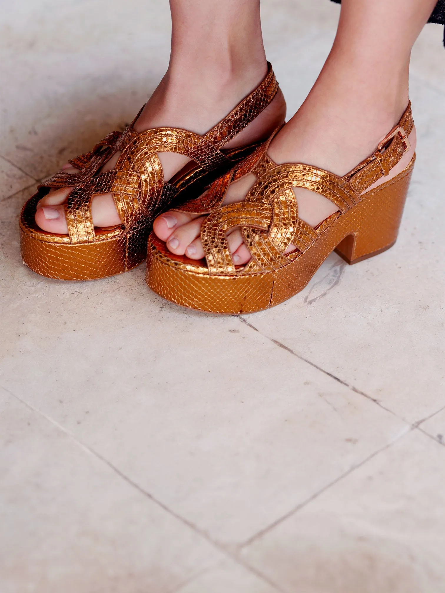 CHOU, snake effect || OUTLET