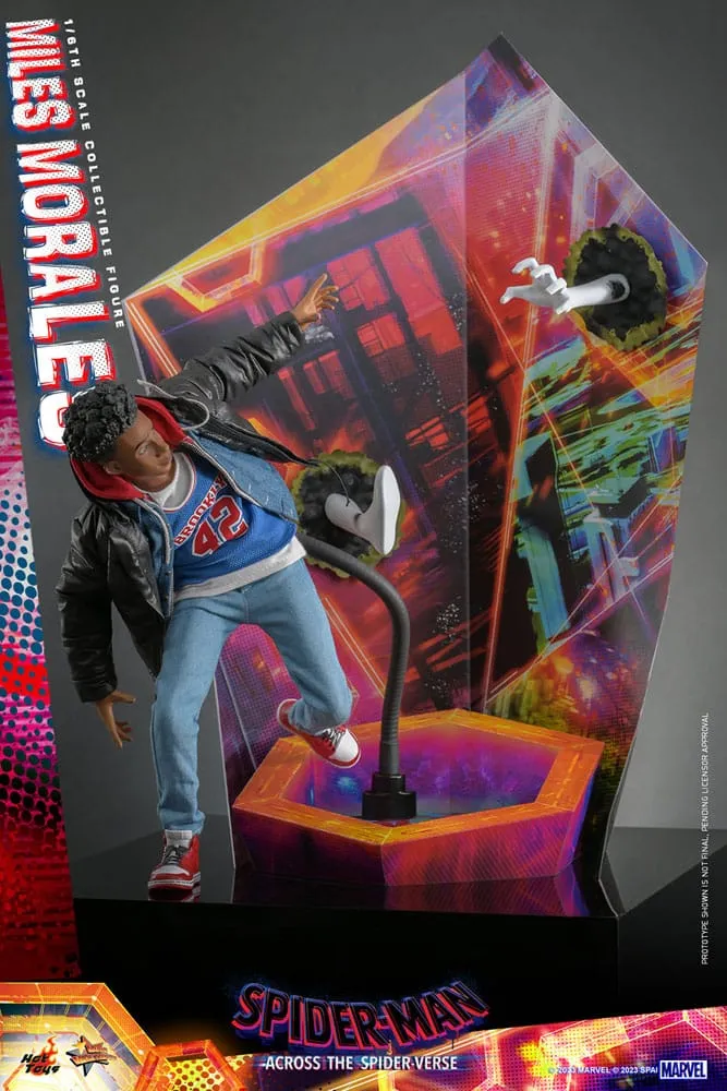 Spider-Man: Across The Spider-Verse Movie Masterpiece Action Figure 1/6 Miles Morales 29 Cm